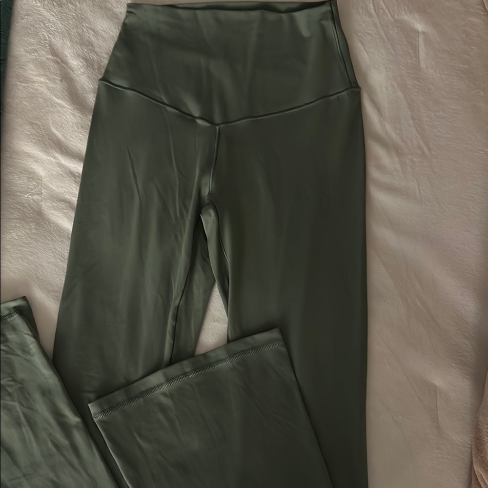 Aerie olive green flared leggings